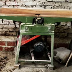 Wood Planer Machine.