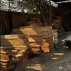 Planks manufacturing at Sawmill.